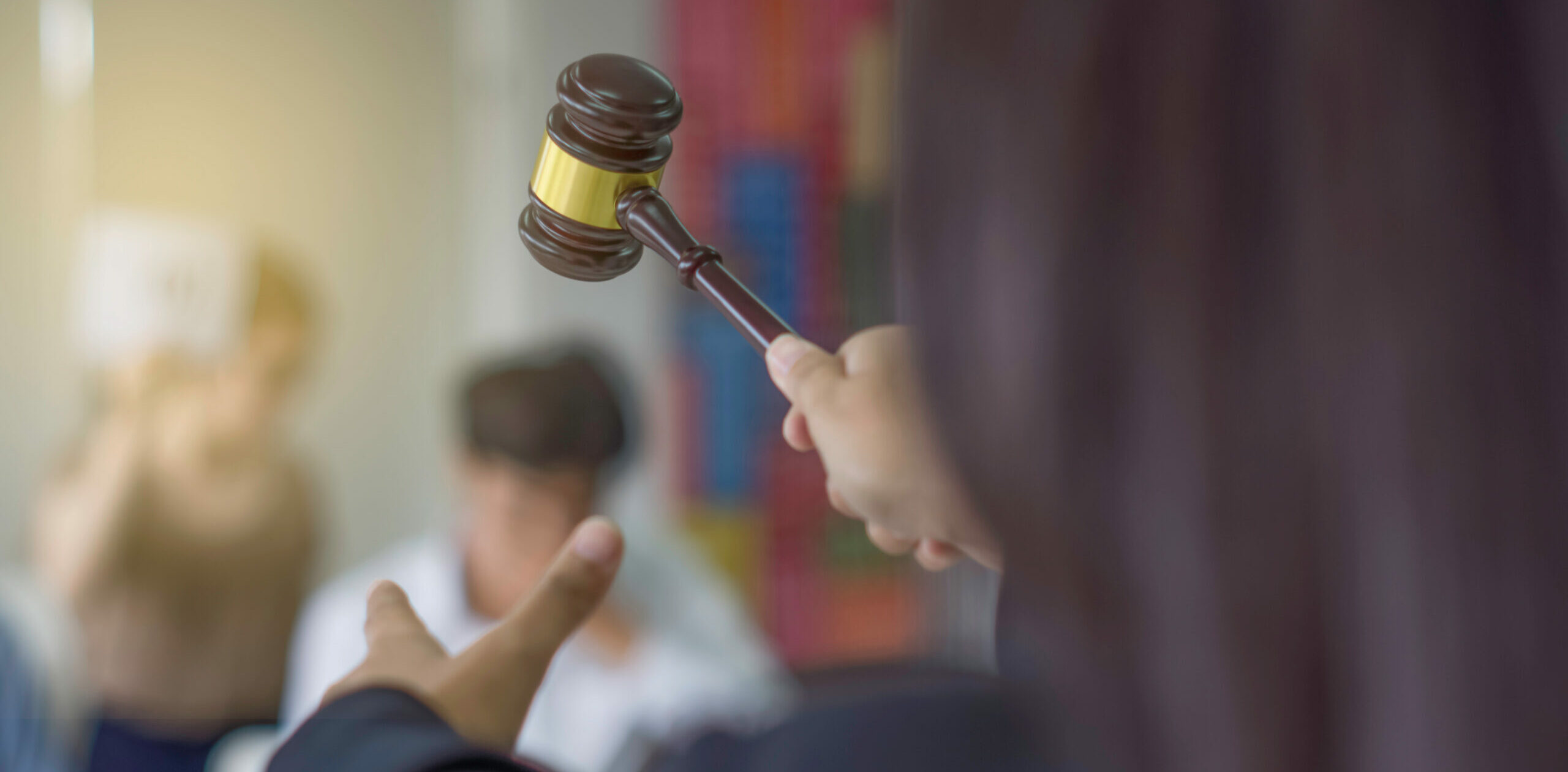 How Do You an Art Auctioneer?